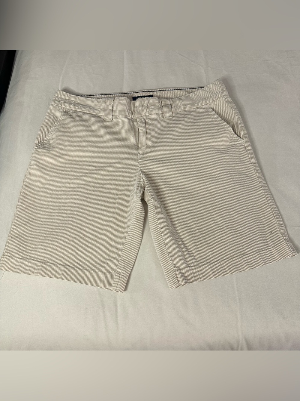 Vintage Tommy Hilfiger Striped Cream ribbed shorts 2000s size 10 Y2K chino